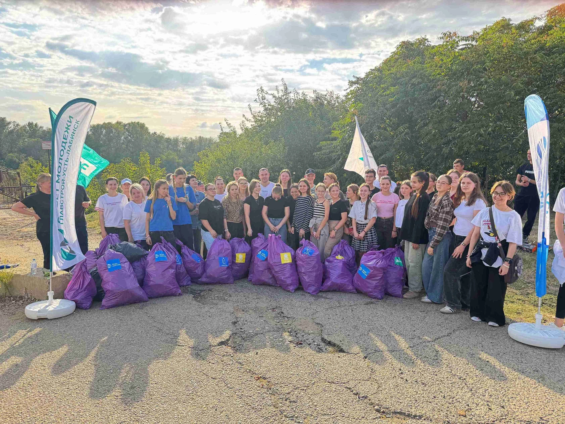 Вода России: Главстрой-Усть-Лабинск вовлекает молодежь в добрые дела